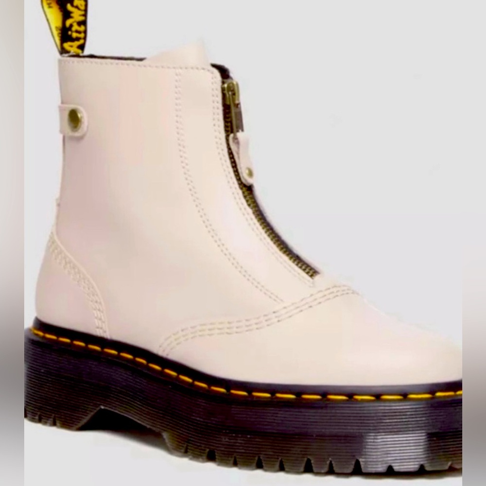 Dr. Martens Women's Jetta Leather Boots Size 10